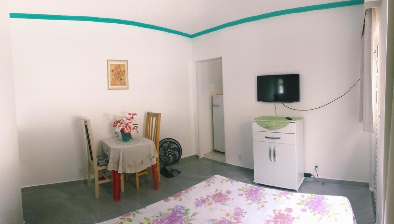 Suite Com Cozinha No Quintal Da Casa Кабу-Фриу Экстерьер фото